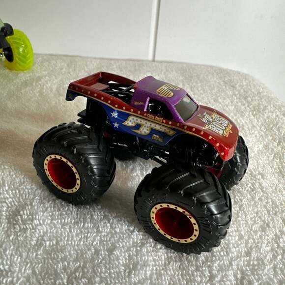 Lot of 10 Hot Wheels Monster Jam 1:64 Scale Diecast Trucks Collection - Picture 10 of 11